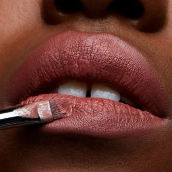 MAC Matte Lipstick - Whirl - Picture 4 of 4